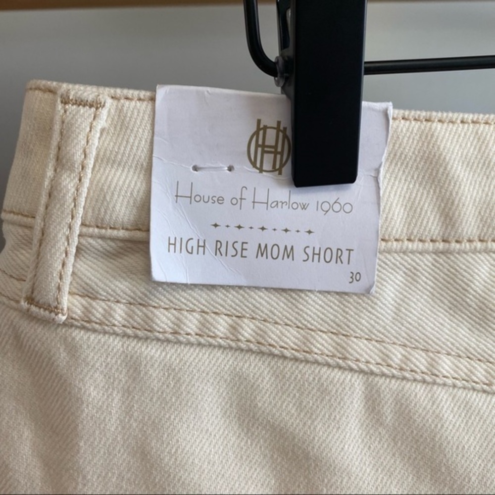 House of Harlow 1960 Cream High Rise Denim Mom Jean Shorts Raw Hem 30 - Picture 10 of 14